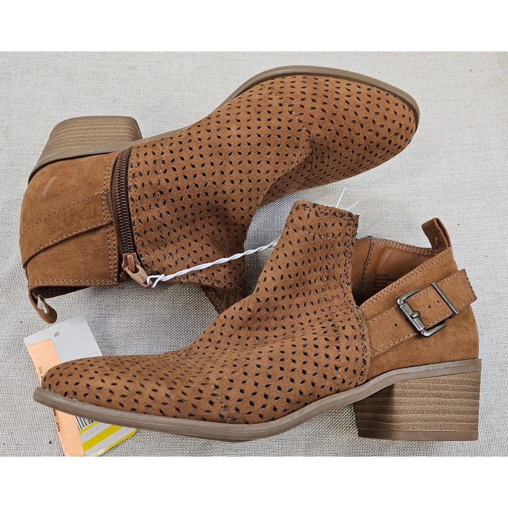 Universal Thread Cognac Perforated Ankle Boots Bl… - image 2